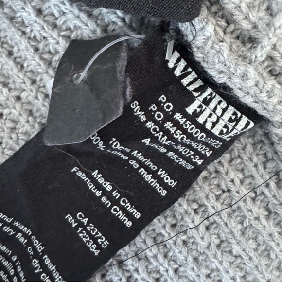 Aritzia Wilfred Free Unwind 100% Merino Wool Cardigan Size M Women Gray Sweater - Picture 9 of 9